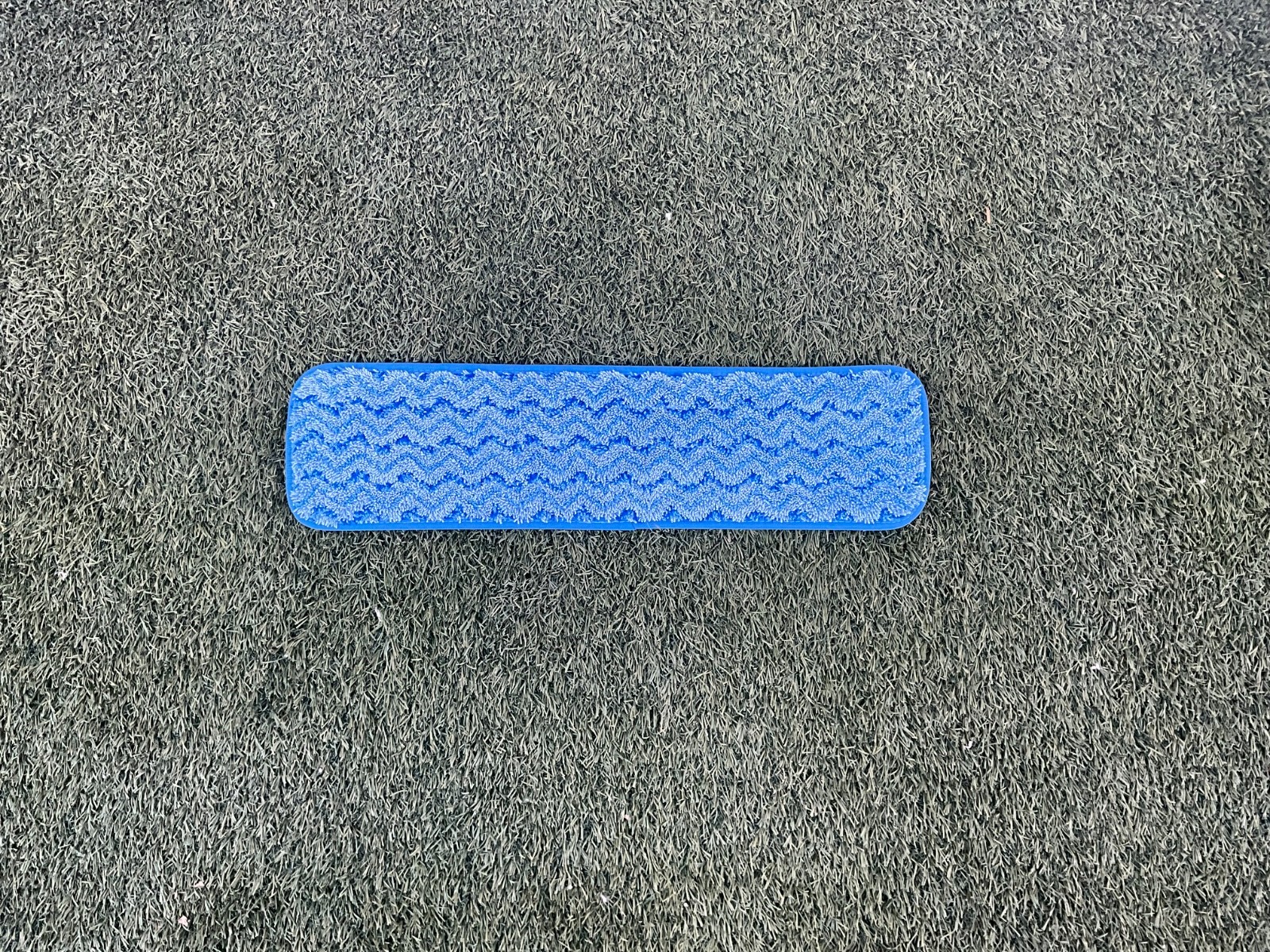 Rubbermaid Hygen Microfiber 18″ Damp Room Mop Pads Q410 Blue Color (1 Count)