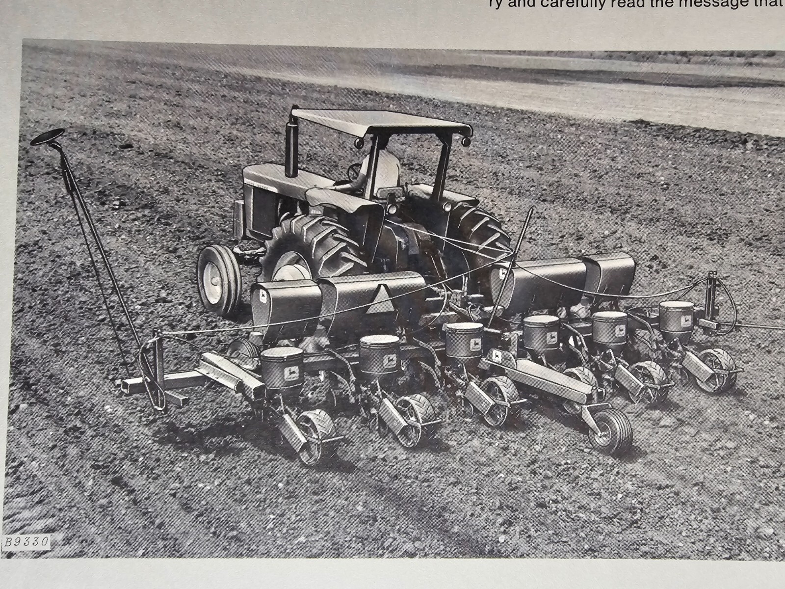John Deere 451 651 Toolbar Fertilizer Unit Owner Operator’s Manual OM-B25495 C1