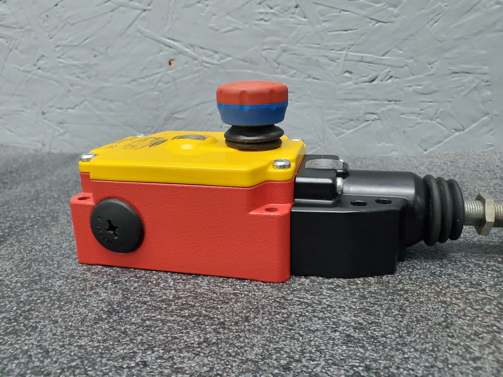 BANNER ENGINEERING RP-RM83F-38LTE Cable Pull Switch