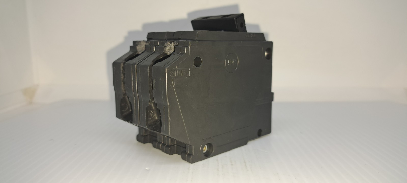 ABB THQL2115 2 Pole 15 Amp 120/240 Volt Plug On Circuit Breaker THQL2115A NEW