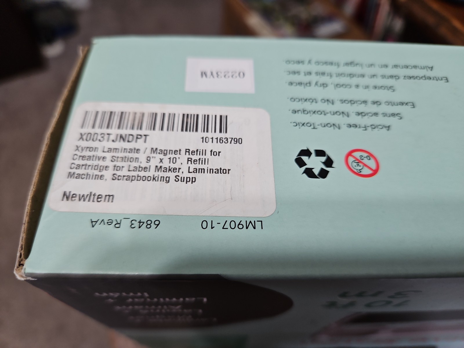 XYRON Creative Station Model: ‎LM907-10 9in Refill Cartridge Laminate Magnet NIB