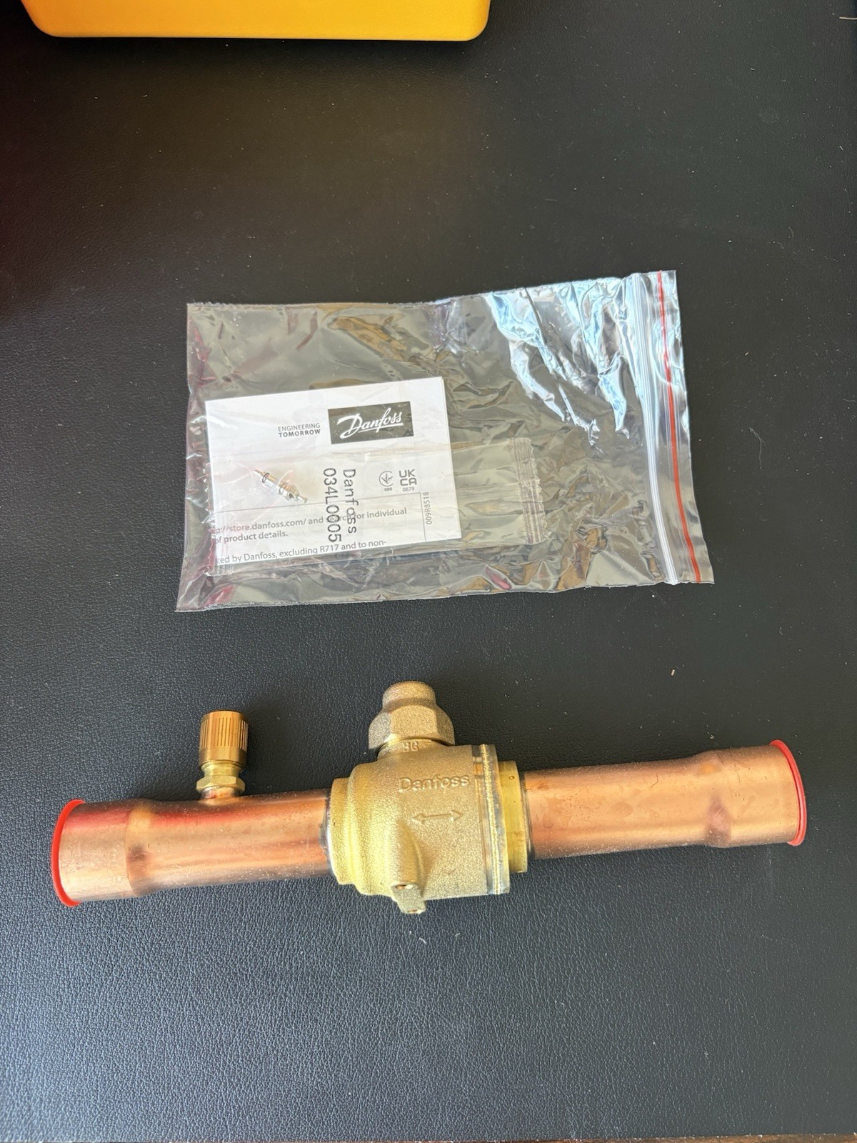 Danfoss 009L7055 7/8in Shut Off Ball Valve ODF GBC 22s Multiple Refrigerant
