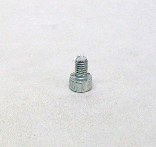 PACK OF 100 NEW M4-0.7 X 6MM SOCKET HEAD CAP SCREWS GRADE 8.8 ZINC FREE SHIP NH