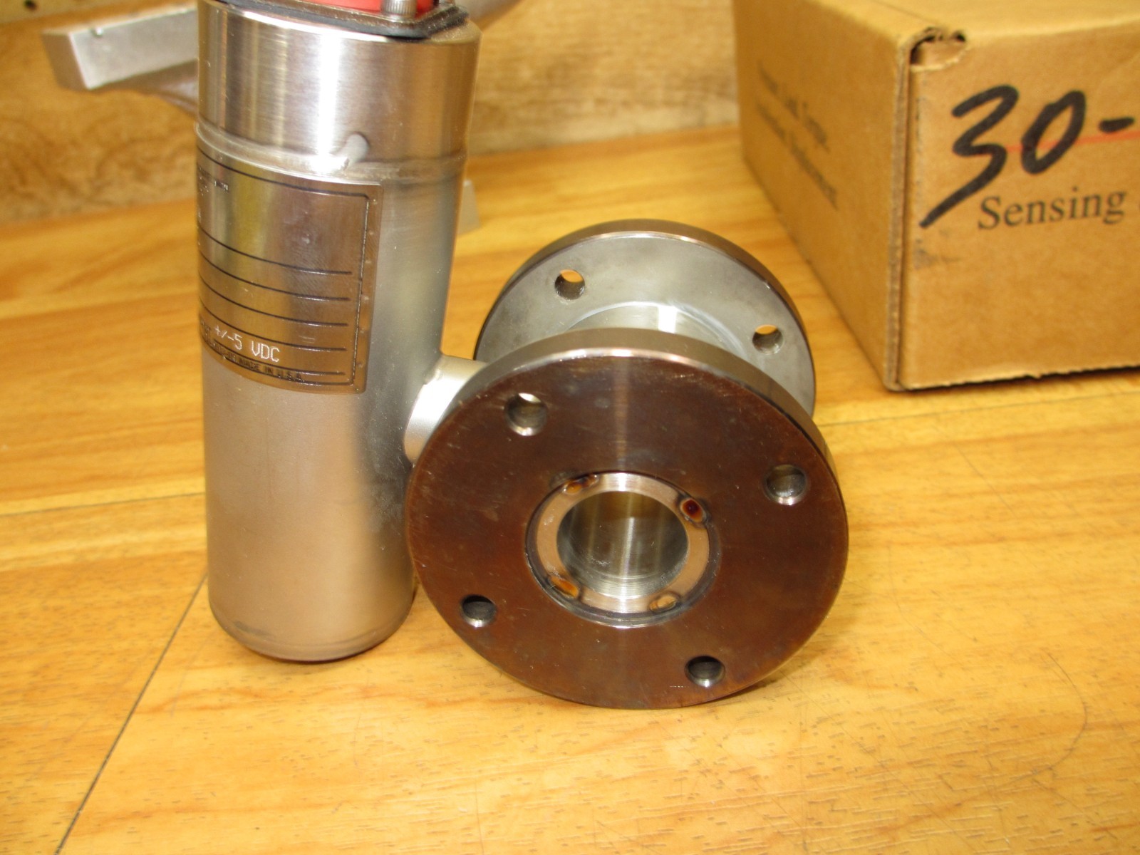 Honeywell QFFH-9 *NEW* 060-J237-01 Flange Reaction Torque Transducer 300in-lbs