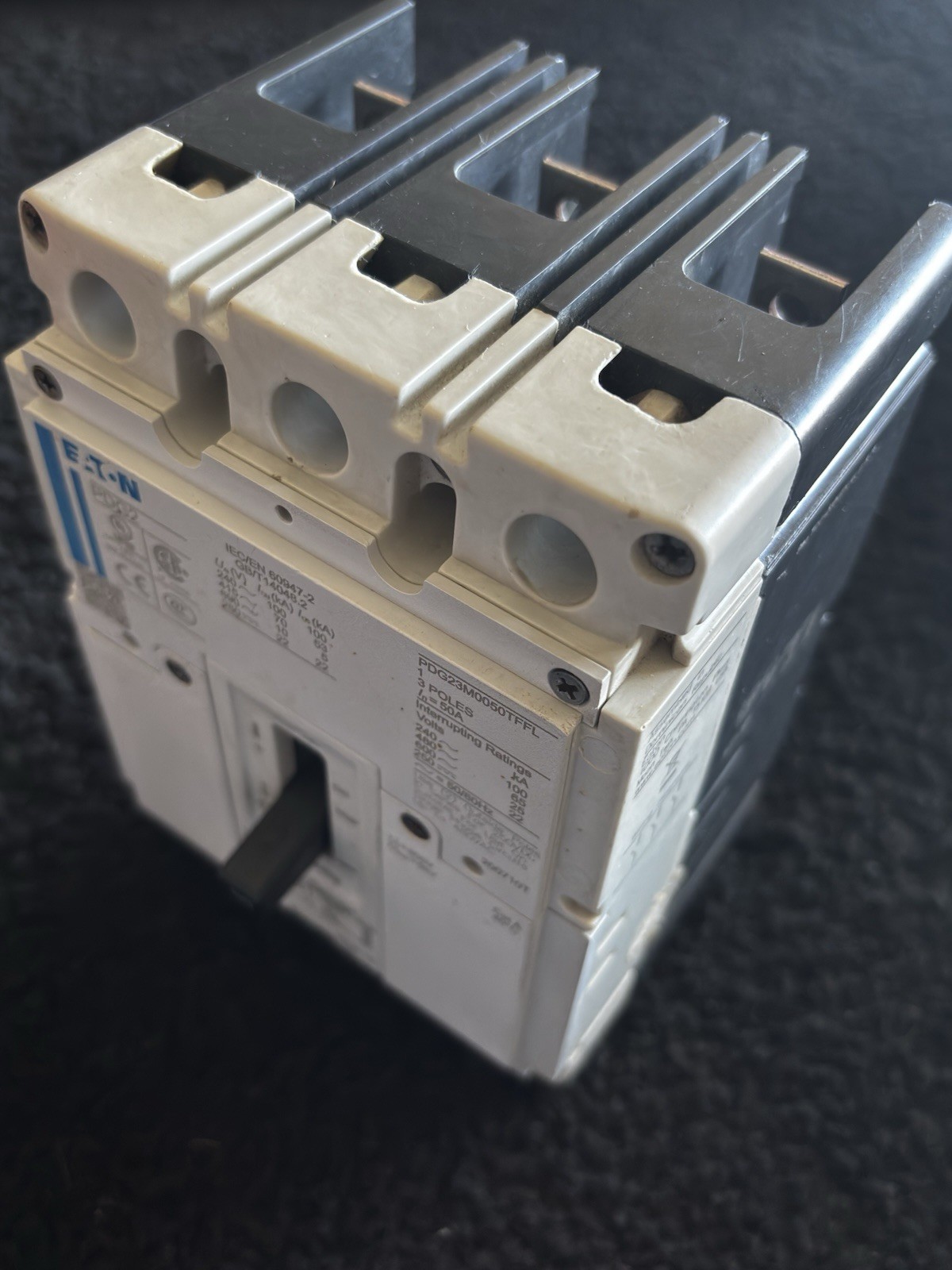 Eaton PDG23MD0050TFFL 50A 3-Pole 451-500V Main Breaker Trip Indicator