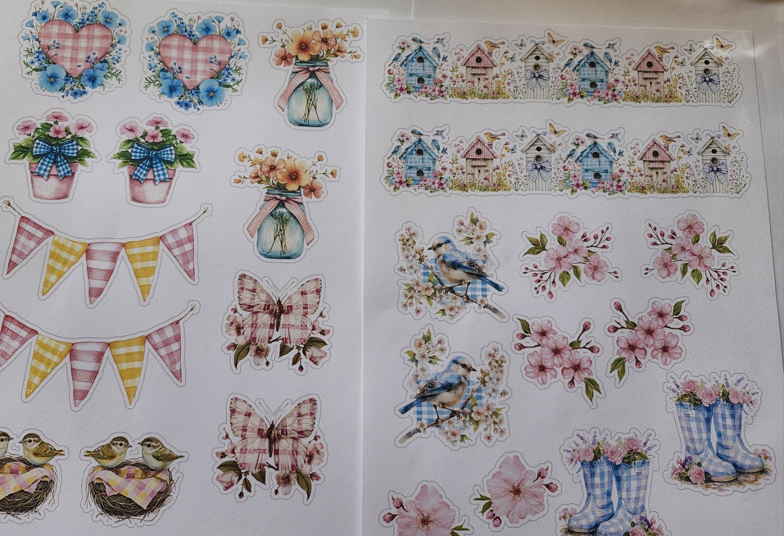 Junk Journal Booklet «COUNTRY GINGHAM» Farmhouse Cards, Pockets Ephemera 40Pg
