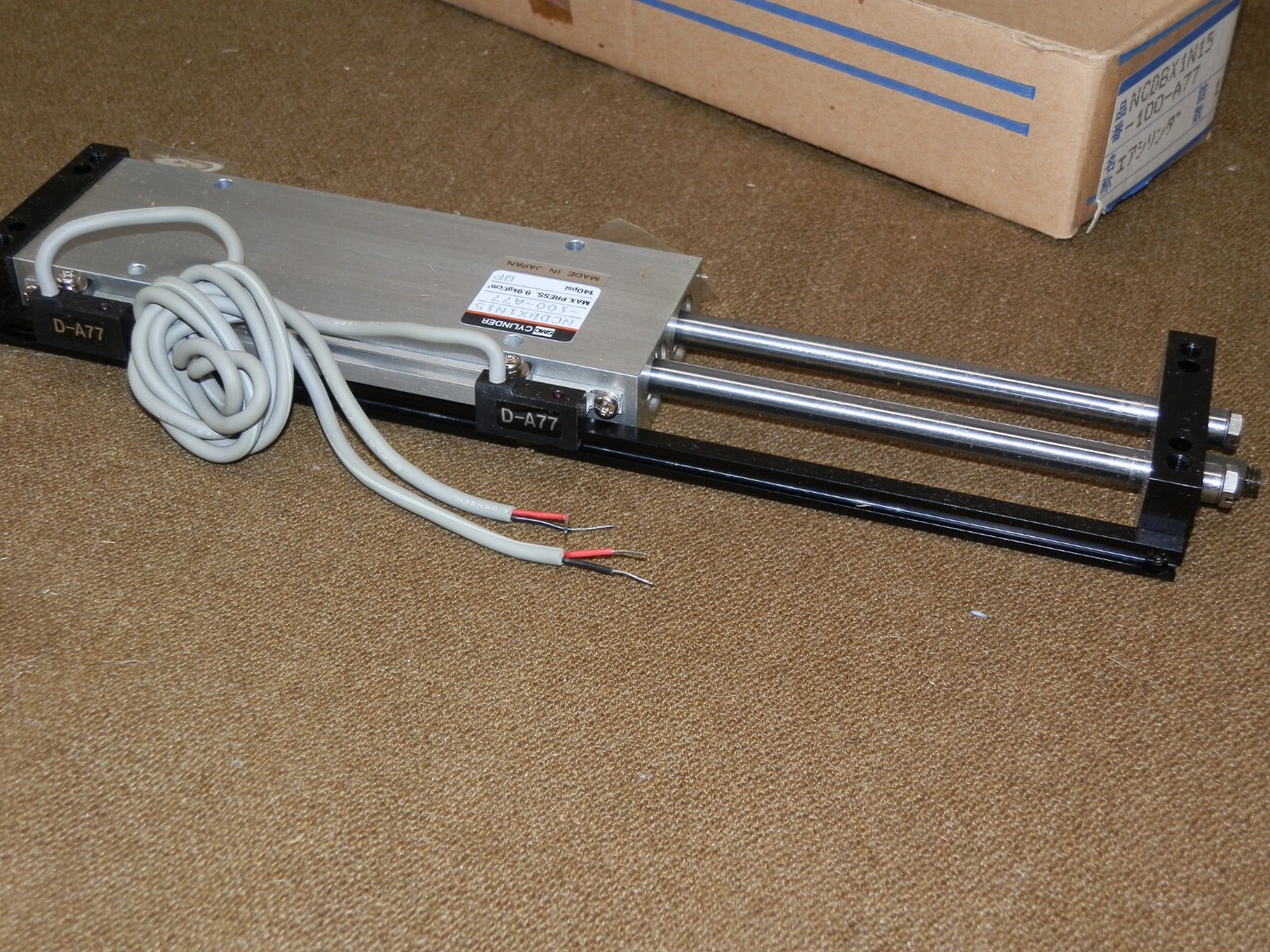 SMC NCDBX1N15 -100 -A77 Double Rod Guided Cylinder