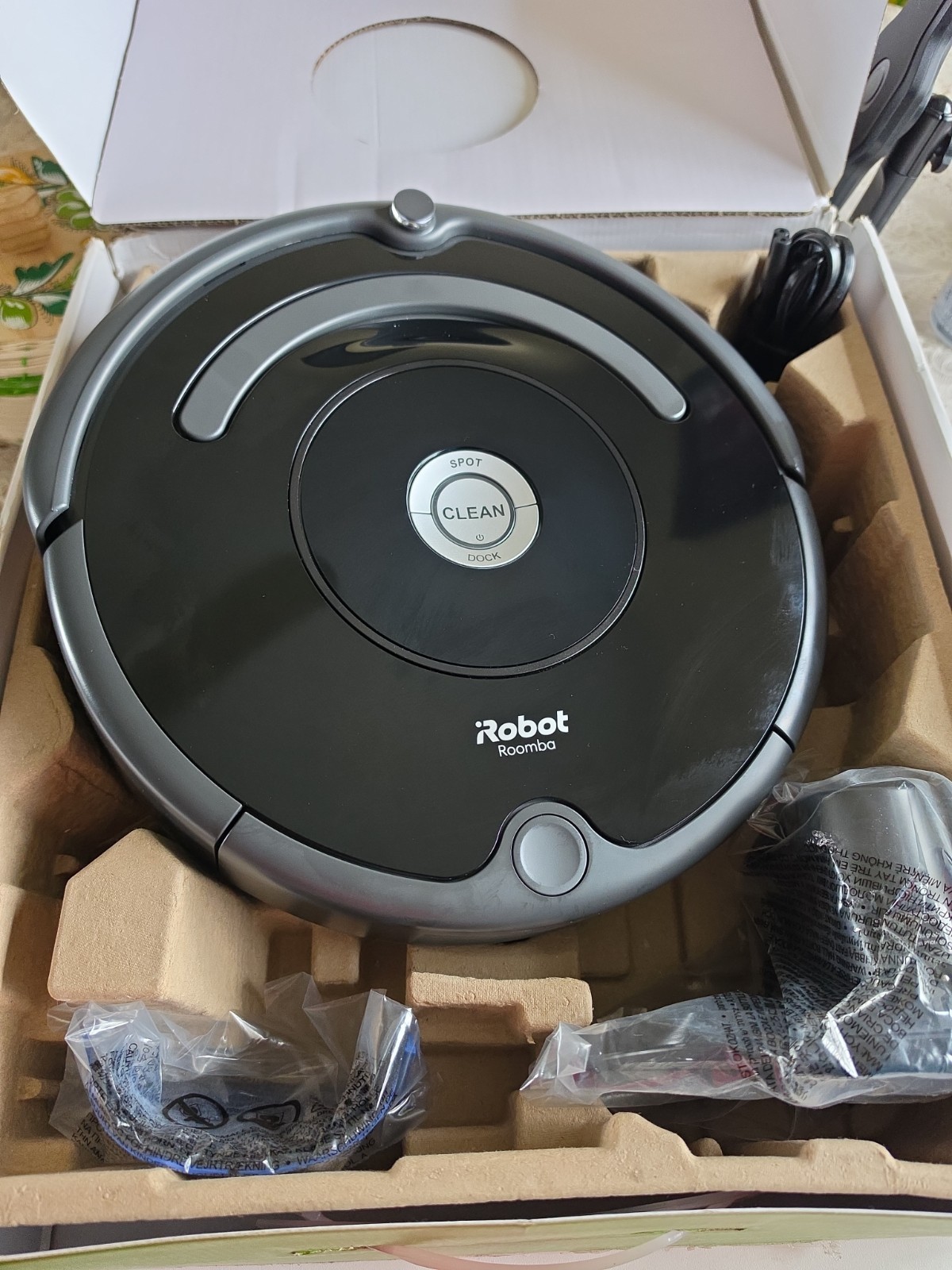 iRobot Roomba 675 Wi Fi Connected Robot Vacuum Black R675020 Not Working