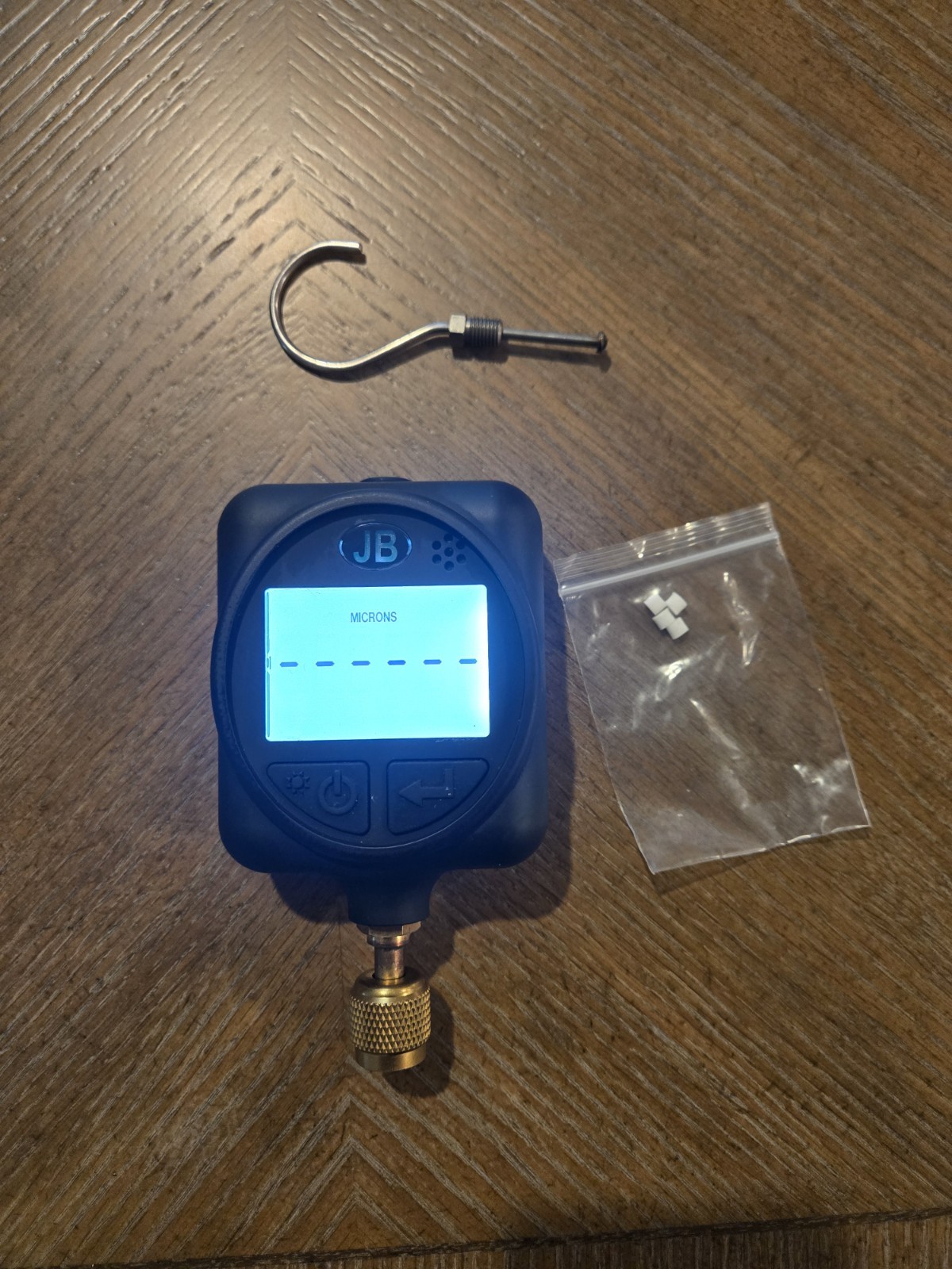JB Industries DV-22N – Digital Micron Vacuum Gauge
