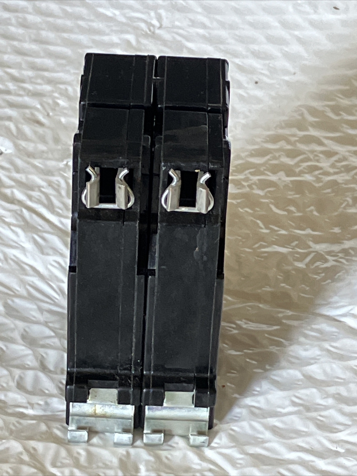 Eaton Cutler Hammer 30Amp 2 Pole Circuit Breaker CH230 METAL FOOT (Half Notch)