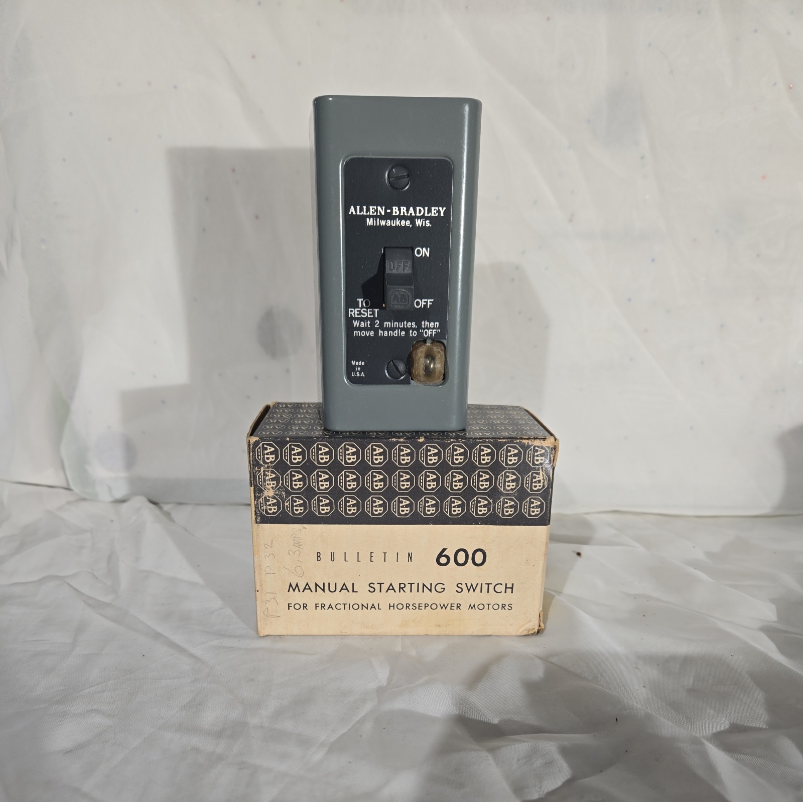 Allen-Bradley 600-TAX109 Series A Manual Motor Starter NOS New in Box Surplus