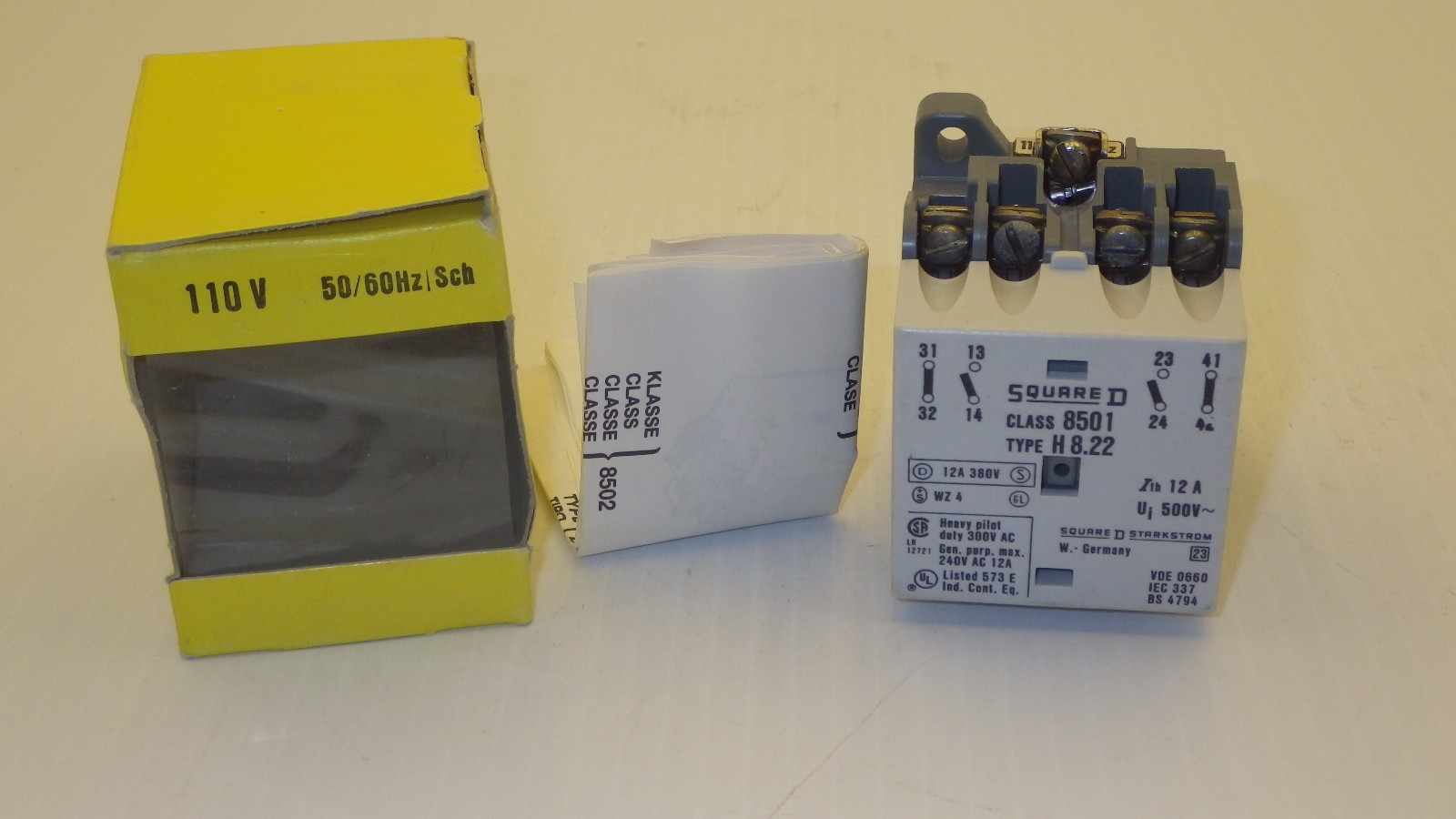 SQUARE D 8501 H8.22 12A 110V 50/60HZ CONTROL RELAY NIB