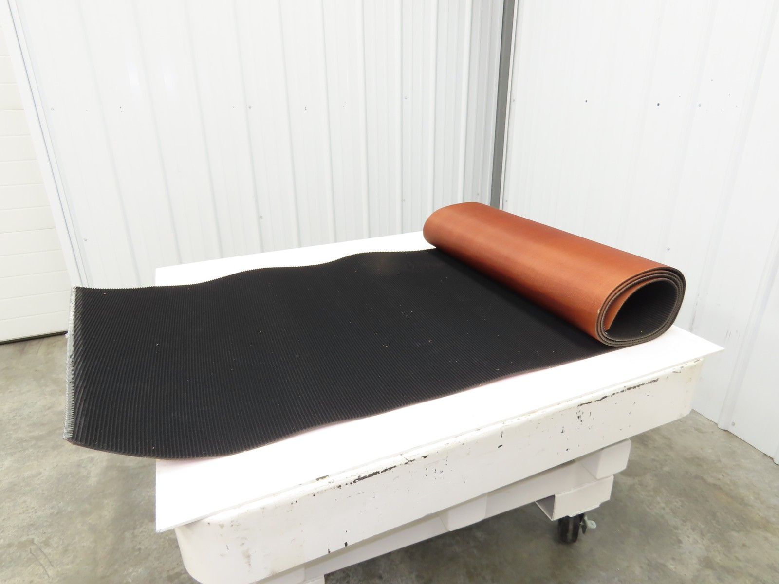 34″W x 12′ 4″ Grip-Top Incline Conveyor Belt Laced 2-Ply Black Rubber PHR2-160