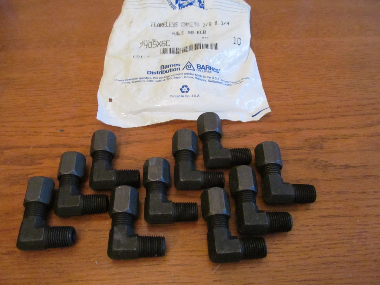 Pk of 10 Barnes 90 deg FITTINGS Flareless 3/8 comp X 1/4 pipe #7405X6C (AM-62)