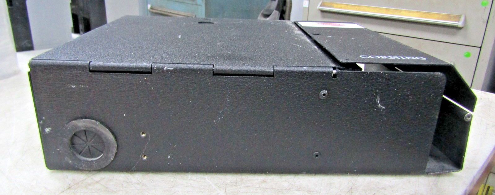 💥CORNING 2 PANEL WALL MOUNT ENCLOSURE HOLDS CCH FIBER PANELS WCH-02P