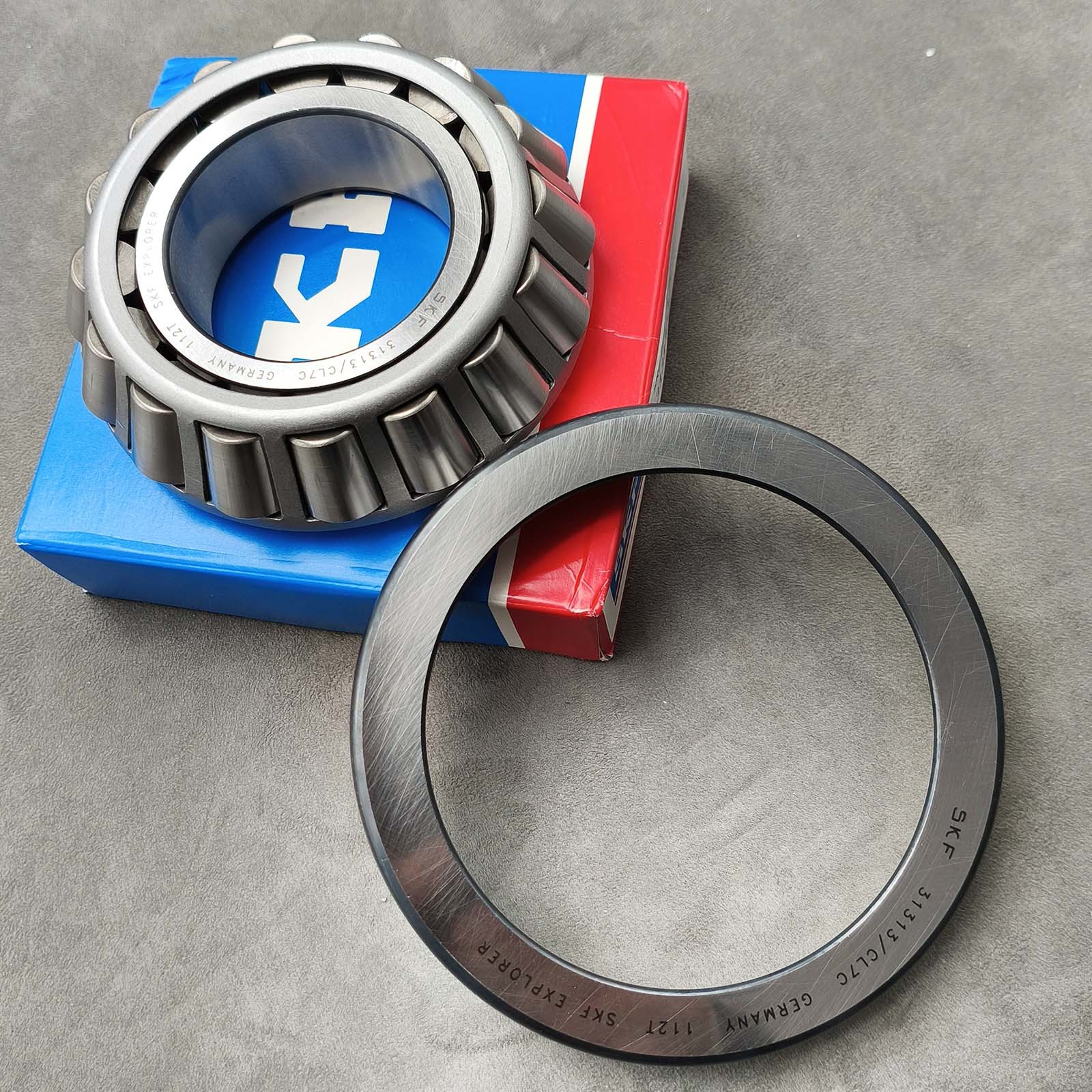 New Tapered Roller Bearing 65x140x36.680mm for SKF 31313 CL7C