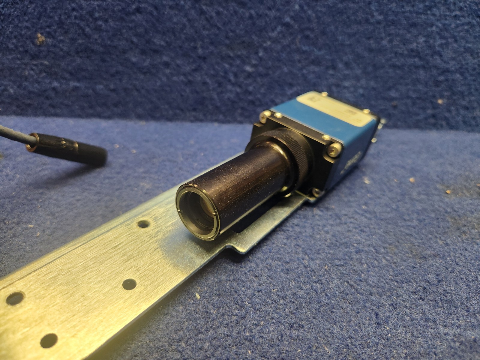 TELEDYNE Dalsa Genie CR-GEN0-M6400R3 Industrial CCD Camera w/ Cables, Microscan