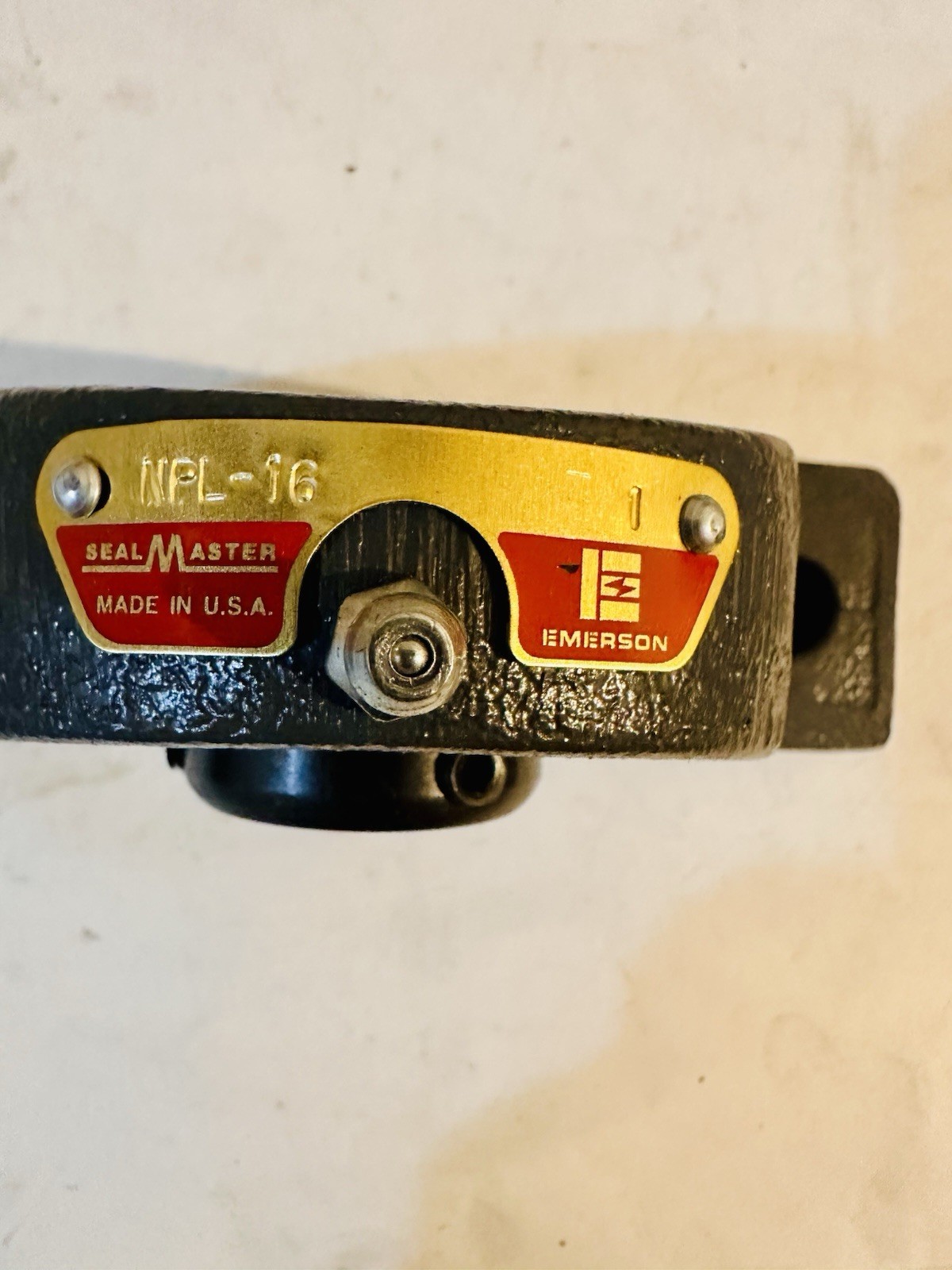 Sealmaster Gold NPL-16 F-104F Pillow Block Bearing – 1″ Bore