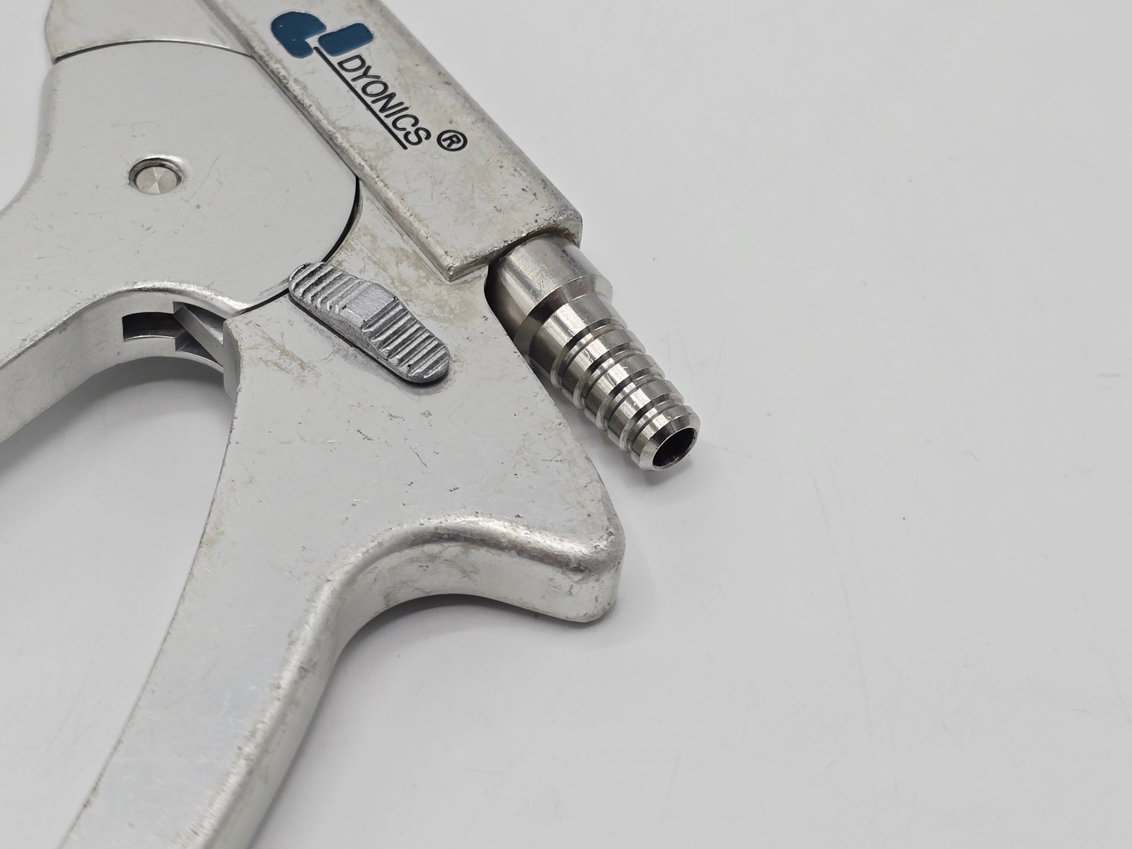 Dyonics 2685 DyoVac Suction Forceps 5.2mm