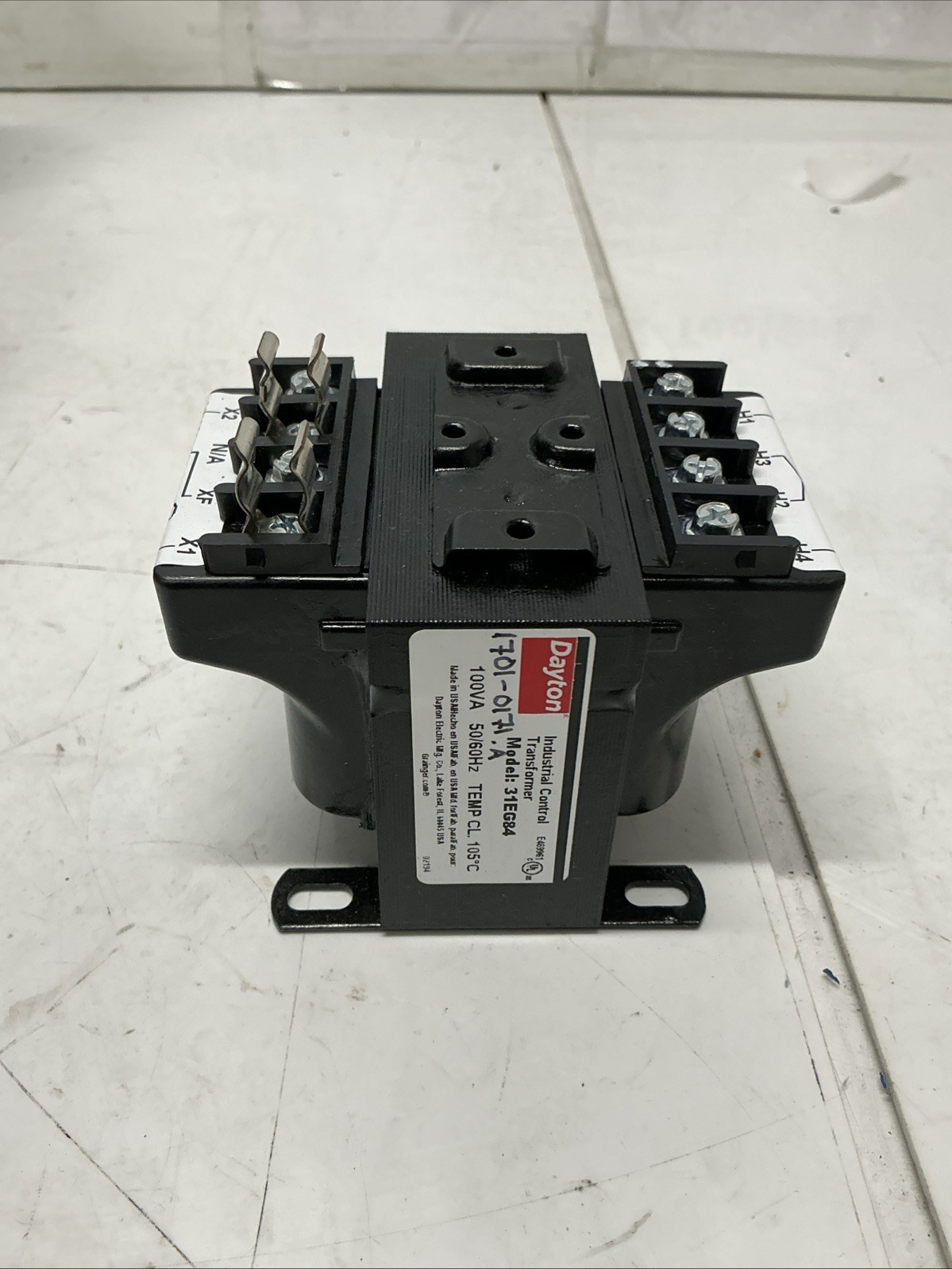 Dayton 31EG84 Industrial Control Transformer Y-526