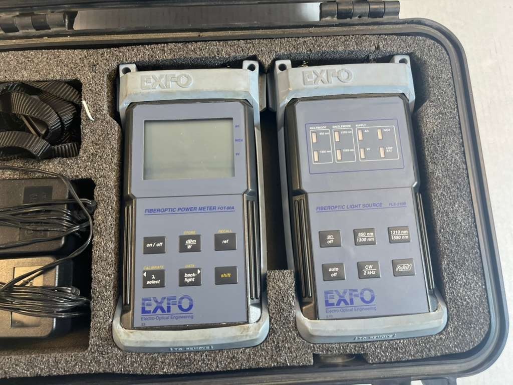 EXFO FOT-90A, FLS-210B Fiberoptic Power Meter Optical Power Test Set S-4358/G