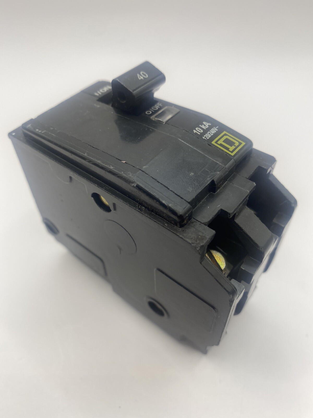 CHIPPED Square D QO240 2 Pole 40 Amp 120/240V AC Type QO Plug In Circuit Breaker