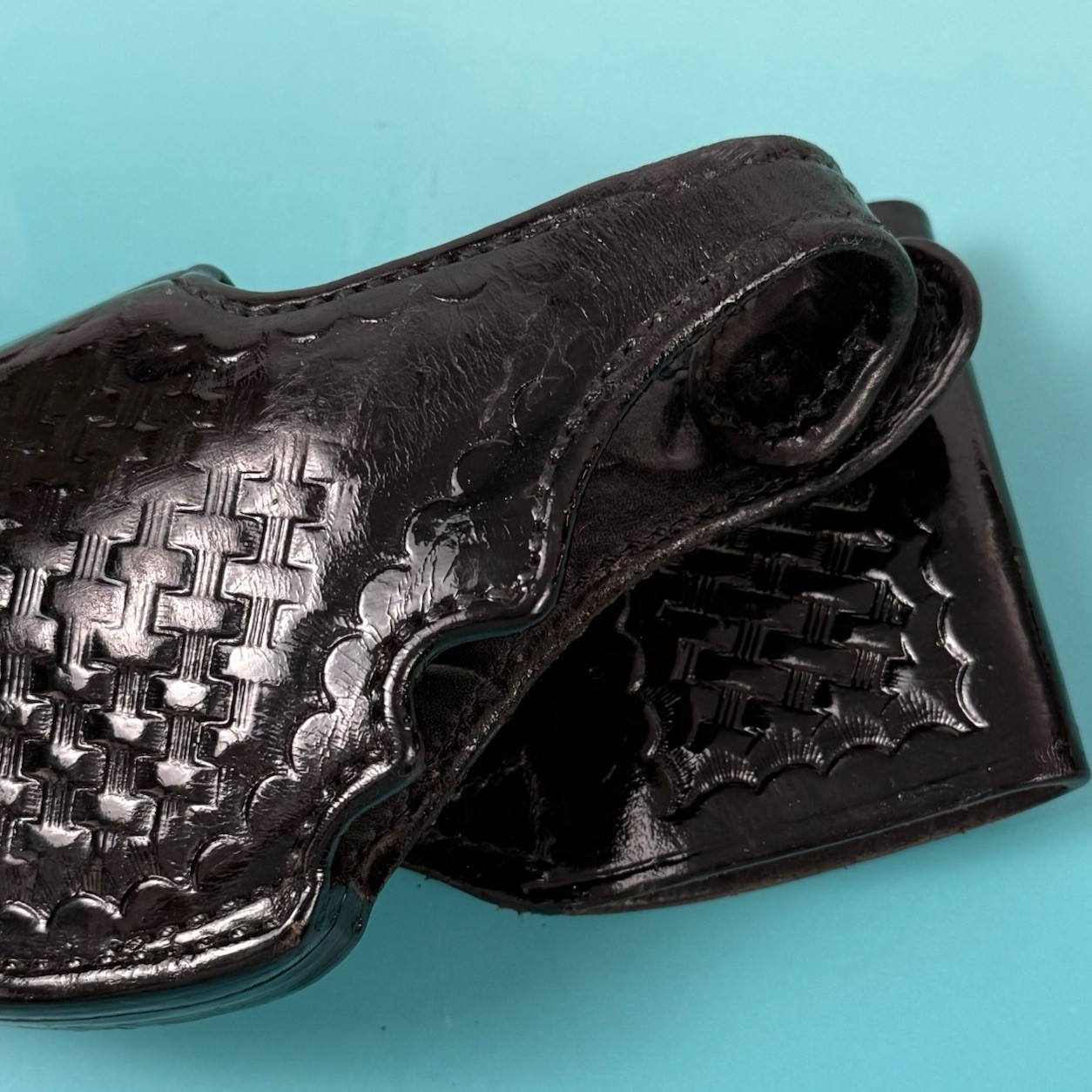 BIANCHI 97A Grabber- S&W 4006 Left Hand Black BasketWeave Leather Duty Holster