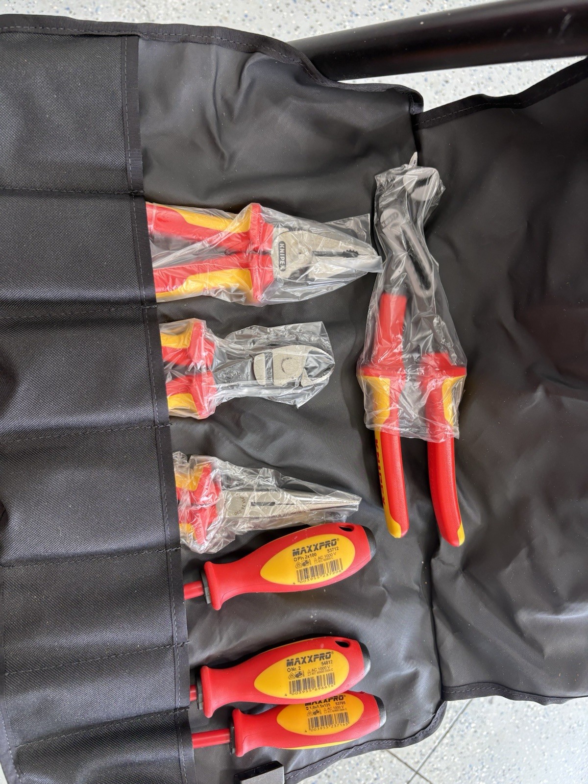Knipex 9K 98 98 27 US KNIPEX Insulated High Leverage Tool Set 7 Piece