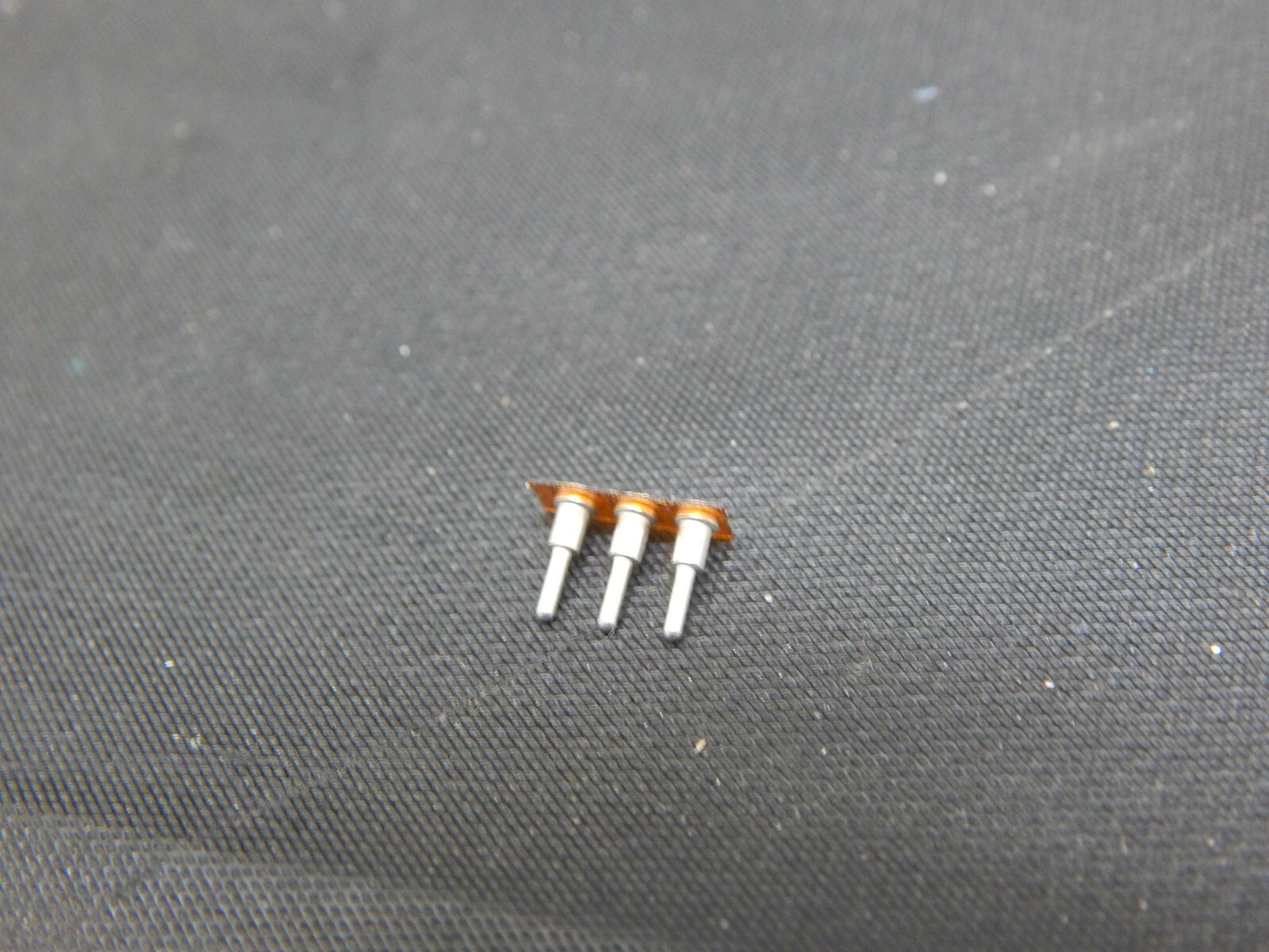 3 PIN MACHINED PIN TRANSISTOR SOCKET – LOT OF 5 – USA SELLER FAST SHIPPING