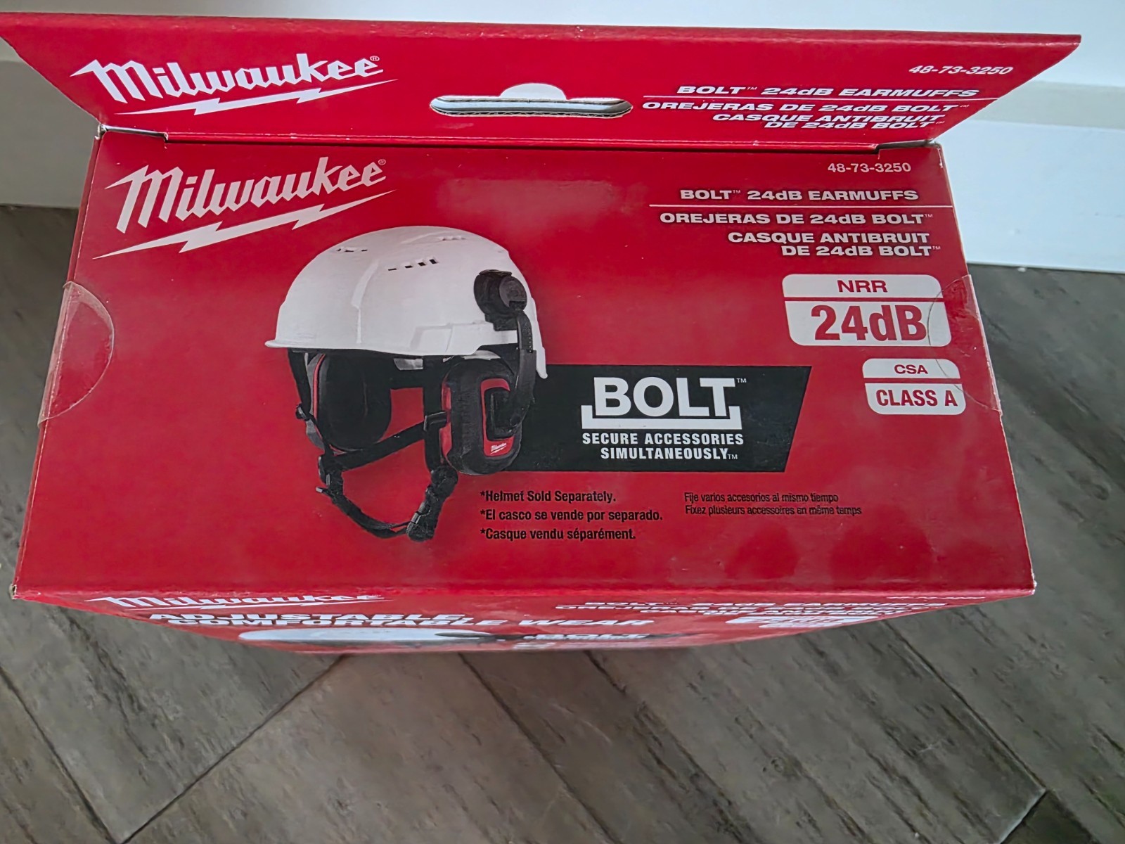 MILWAUKEE – 24dB EARMUFFS 48-73-3250 BOLT Adjustable Comfortable – NEW IN BOX