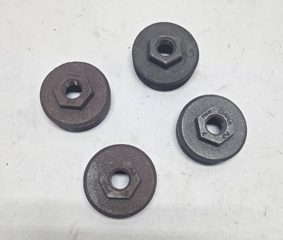 Black Malleable Iron Threaded Reducer Hex Bushing 2″ MNPT x 3/8″ FNPT (Lot of 4)