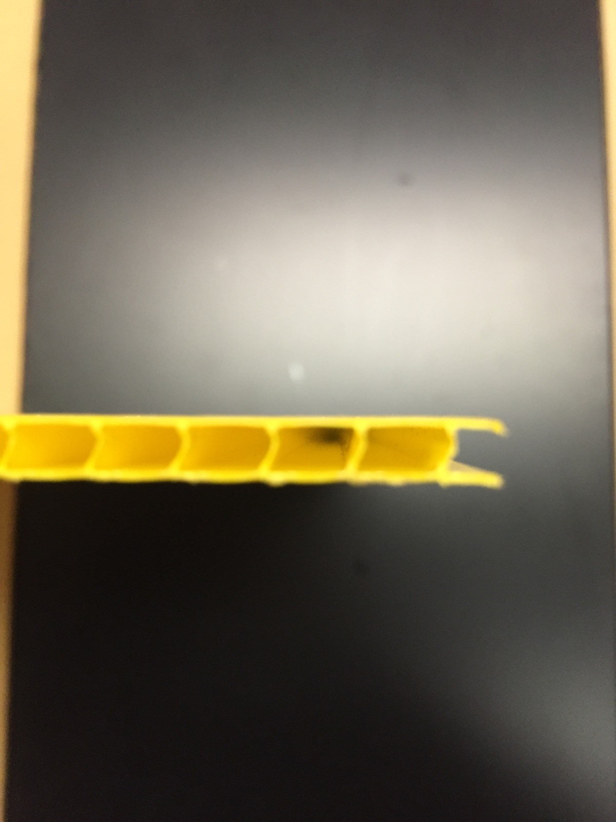 Coroplast 4mm 24″ x 18″ (25 Pack) Yellow Corrugated Plastic Sheets Horizontal