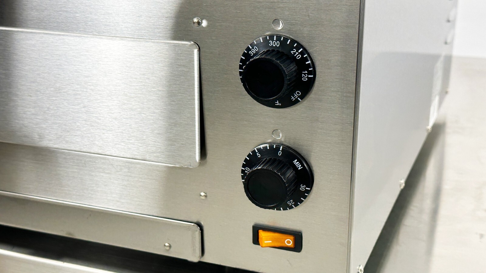 NEW 24″ Commercial Single Deck Pizza Oven Countertop 1700W 120V NSF