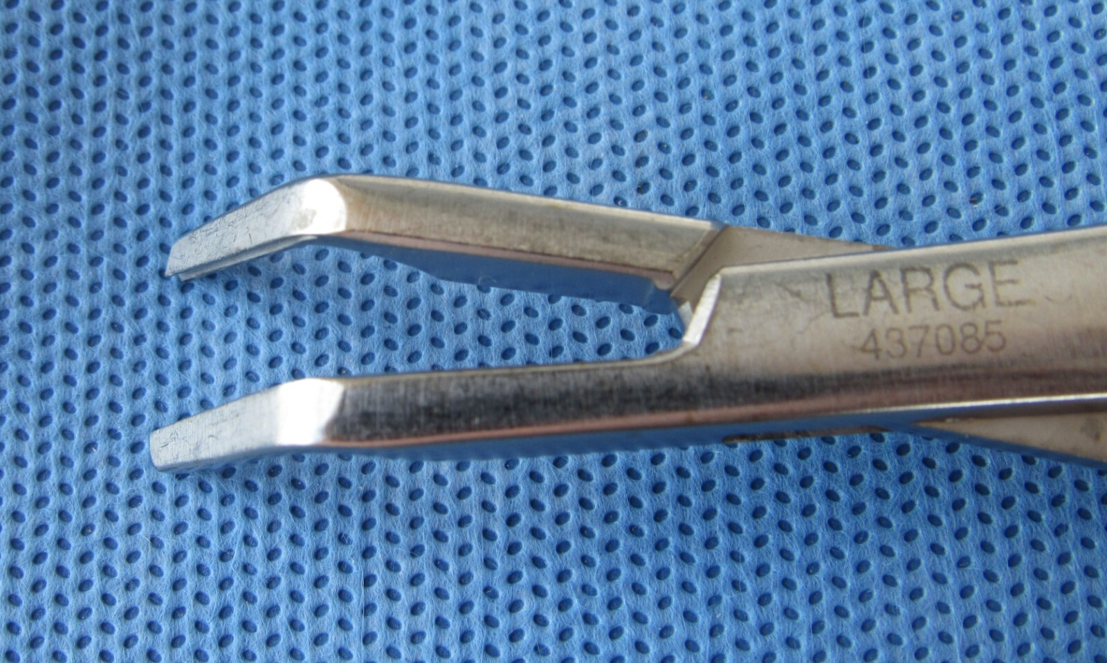 Teleflex Weck Horizon 437085 Applier Large 8″ Angled Jaws Stainless Steel