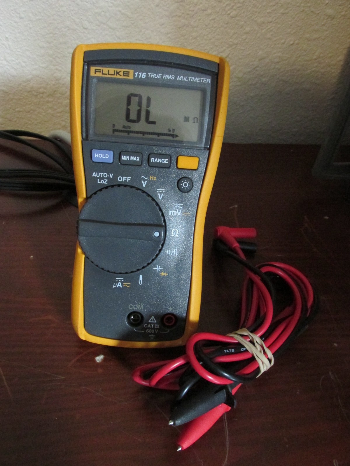 Fluke 116 True RMS Digital Multimeter **PASSES Fluke Performance Verification**