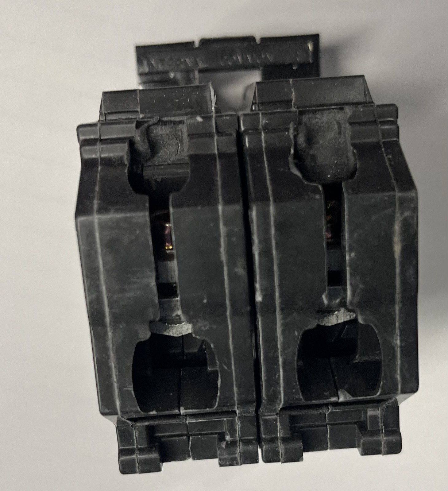 GE ABB THHQL2130 22Kaic 2P 30A 120/240 PLUG-IN CIRCUIT BREAKER (PRICED PER ITEM)