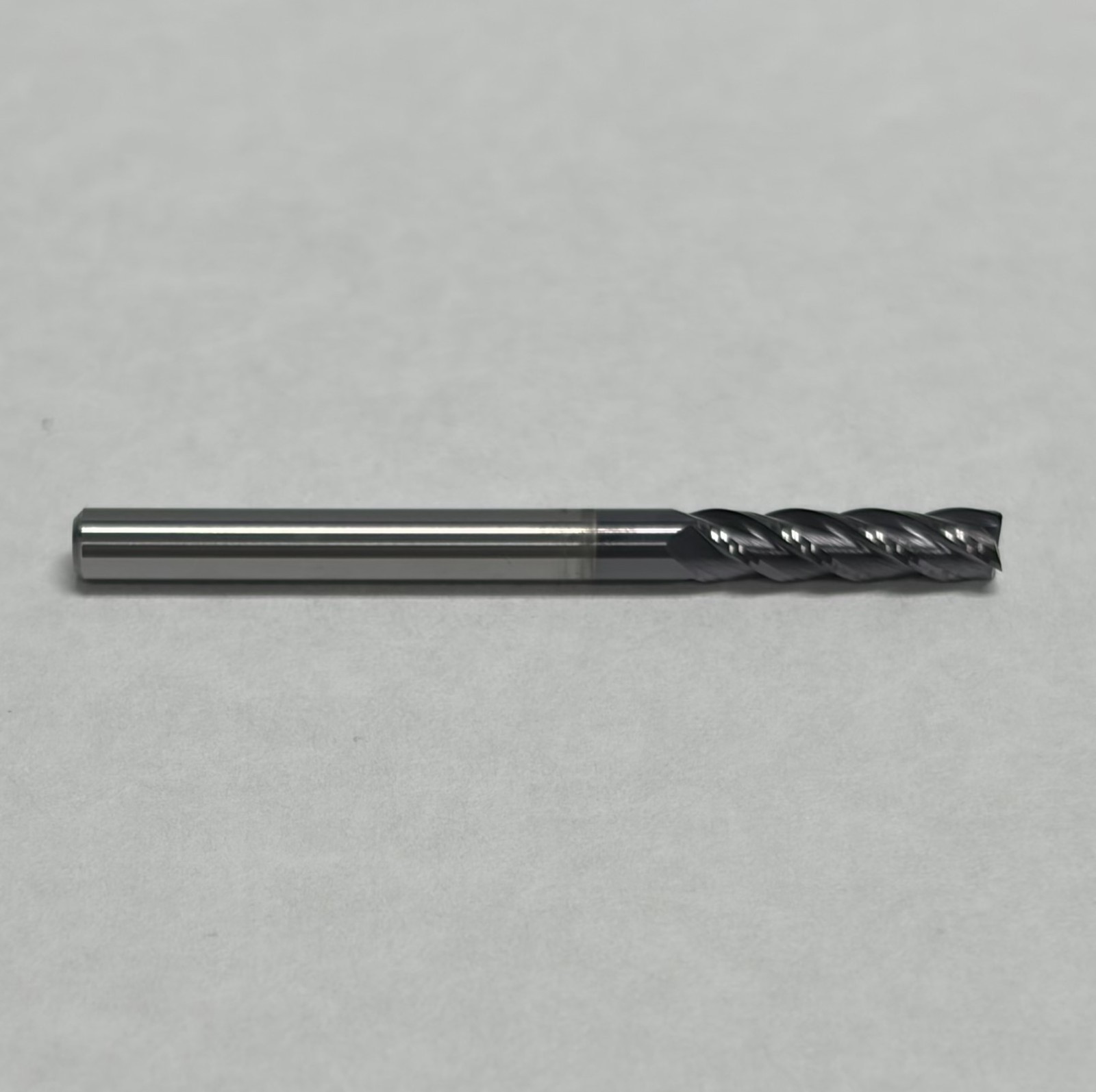 1/8″ 4 FLUTE VARIABLE HELIX CARBIDE END MILL – SQUARE END – TiALN COATED