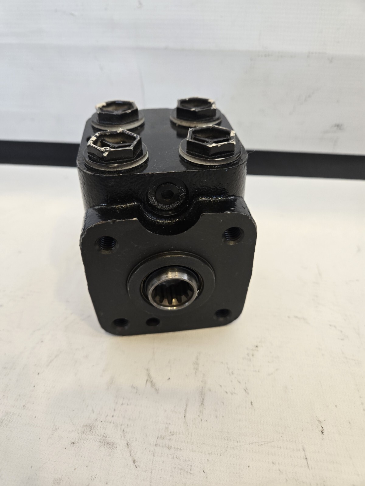 NEW Danfoss: 150N1231 OSPC 80 ON Steering Unit 393B0550 (FREE SHIPPING!)