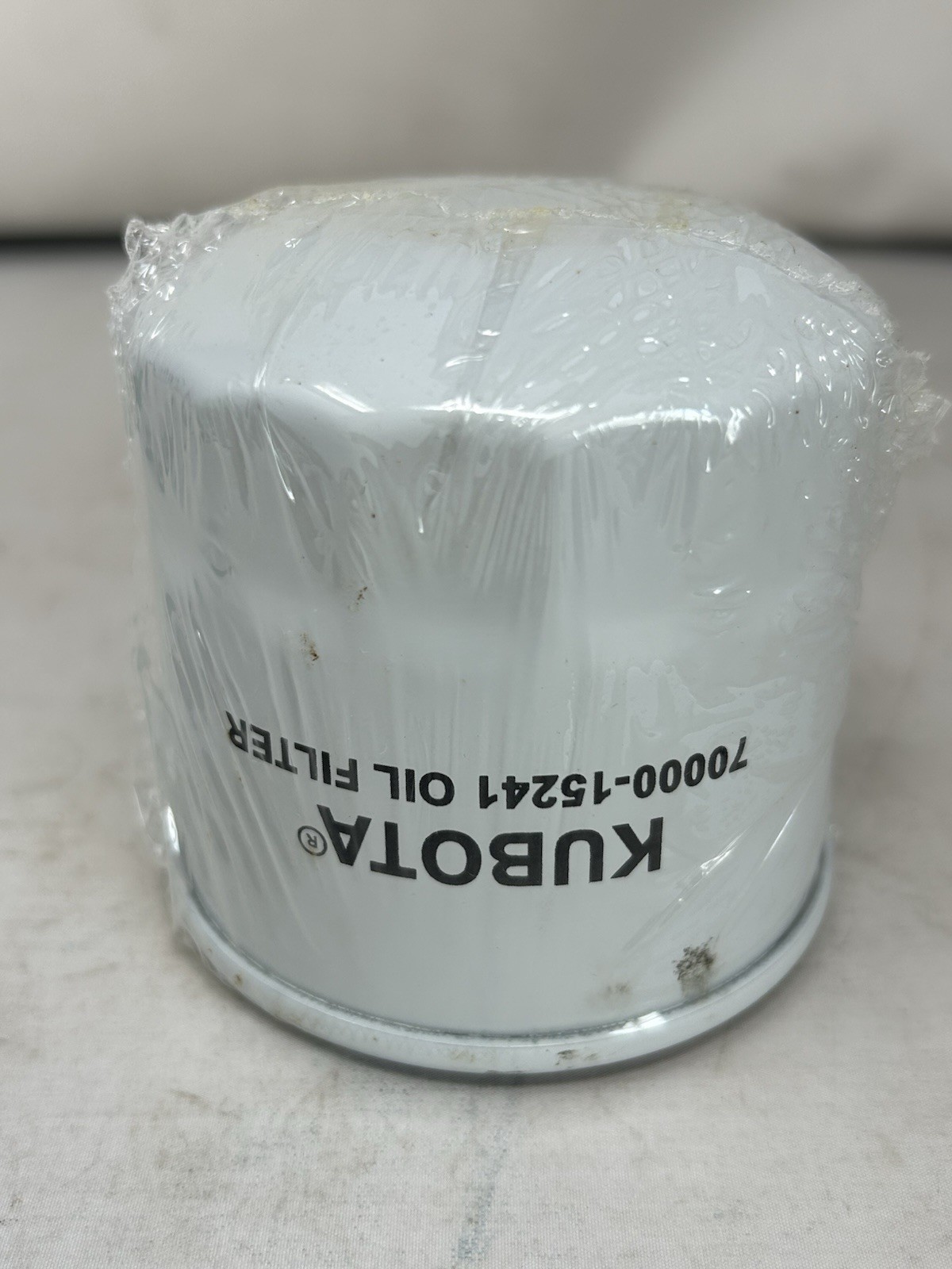 NEW OLD STOCK SEALED OEM GENUINE KUBOTA 70000-15241 Oil Filter Made in Indonesia