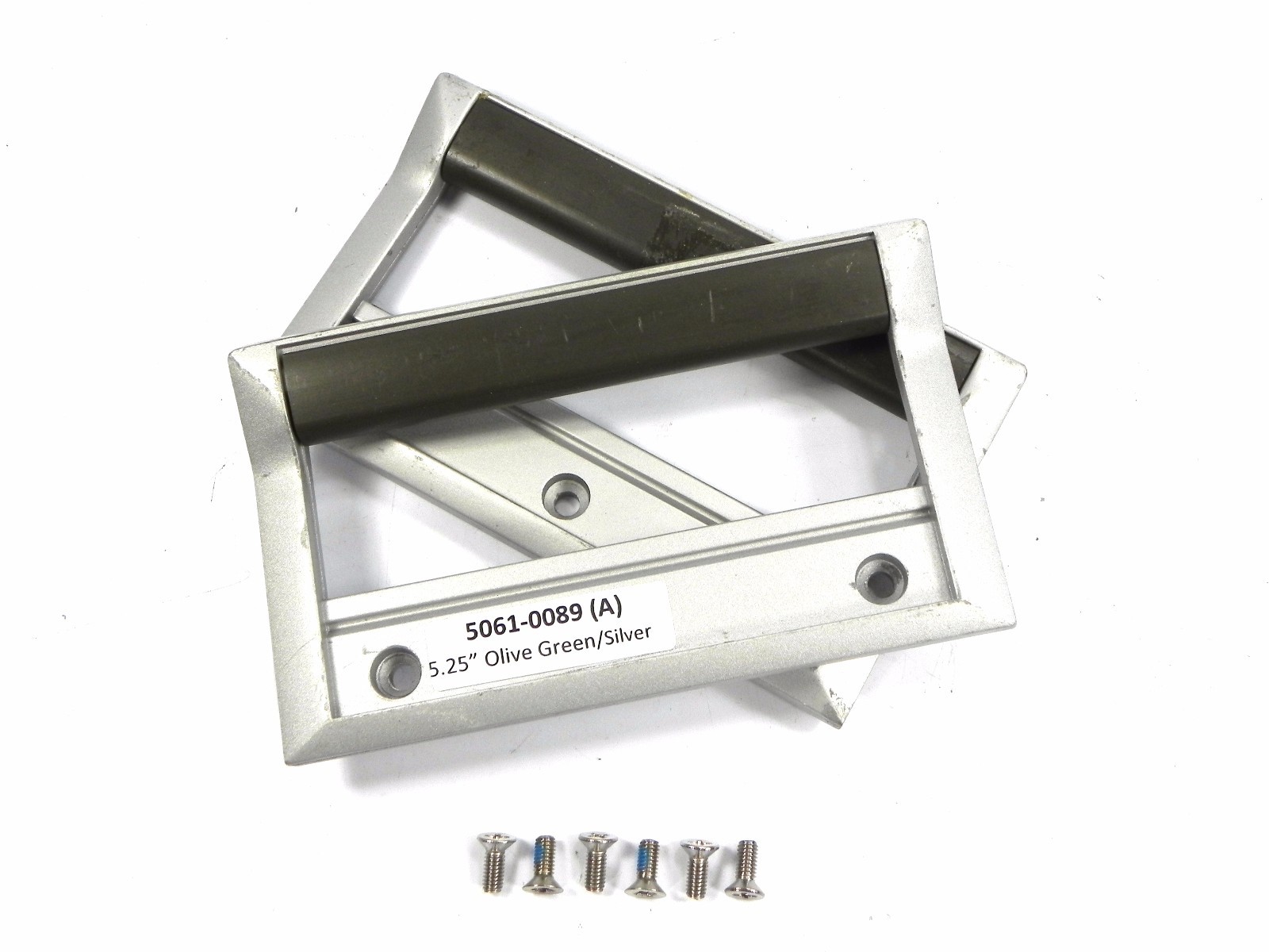 Keysight 5061-0089 Front Handles – 3 EIA, 132.6mm, 5.2in. H – Olive Green Pair