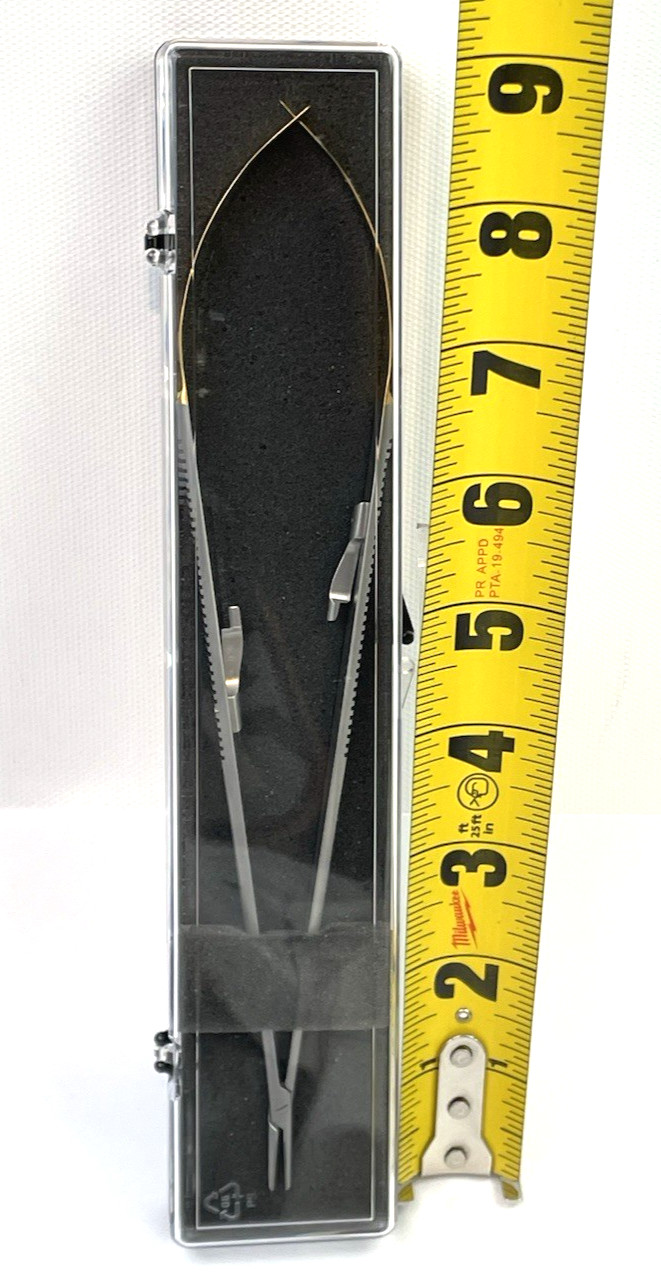 Integra Jarit 121-230 Castroviejo Straight Serrated Needle Holder 8-1/2”