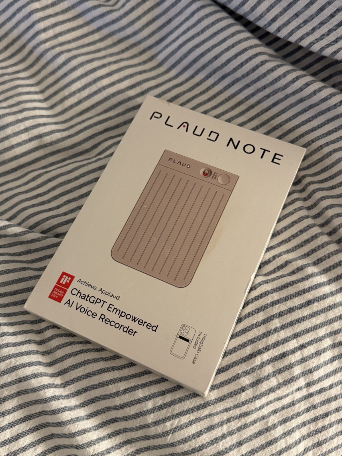 PLAUD NOTE AI Voice Recorder Transcribe Summarize ChatGPT MagSafe Starlight
