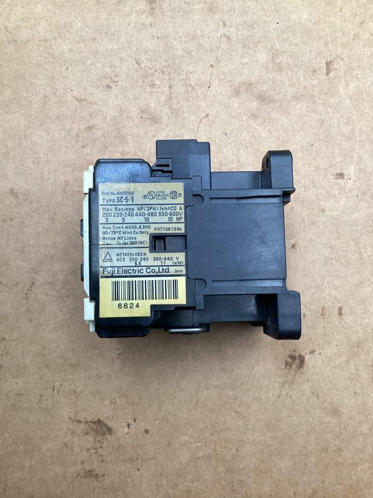 Fuji Electric SC-5-1 Magnetic Contactor; 4NC0H0; 20A 600V