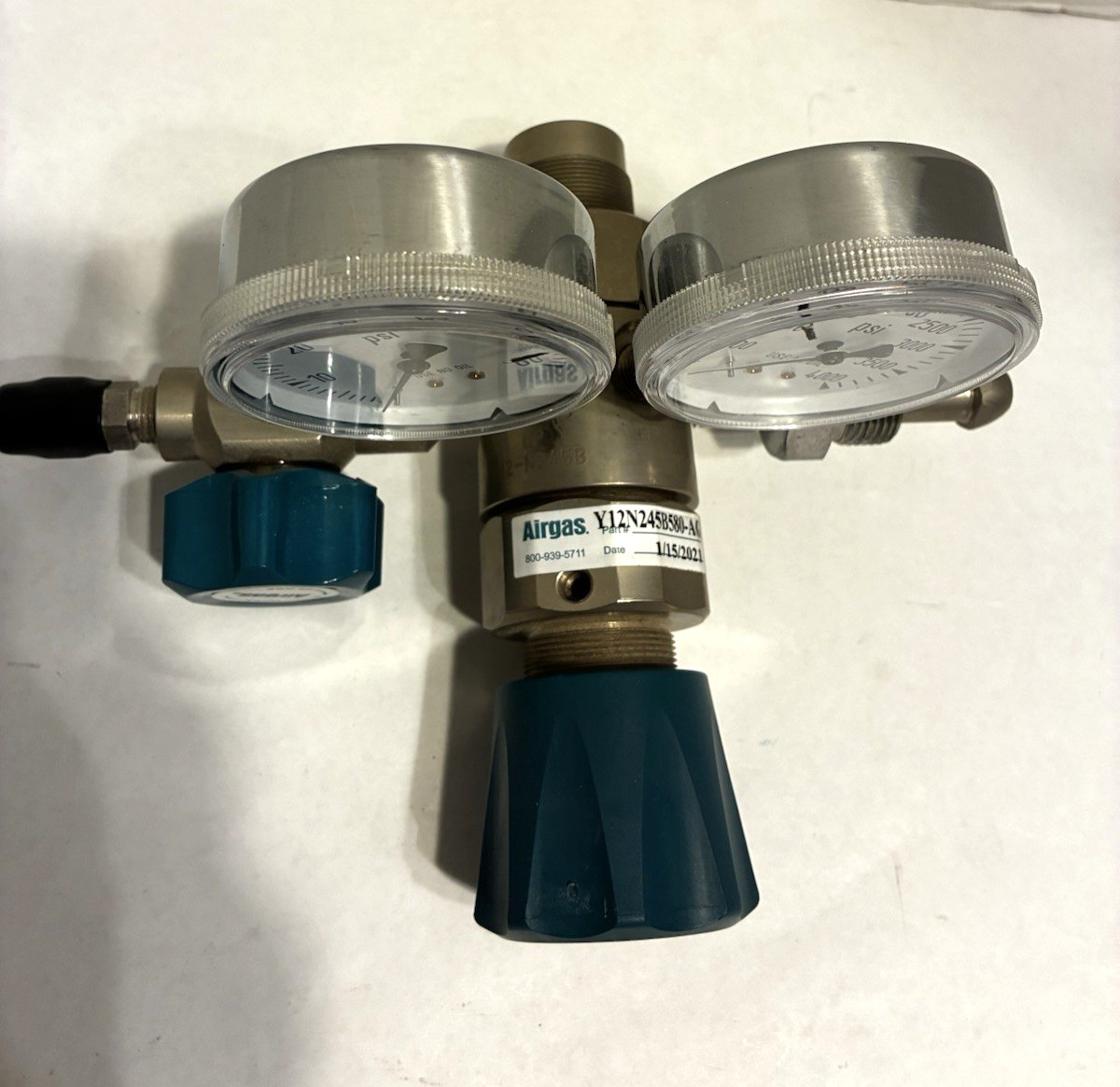 Airgas Y12-C245B580-AG High Purity Brass Two-Stage Gas Regulator-rare