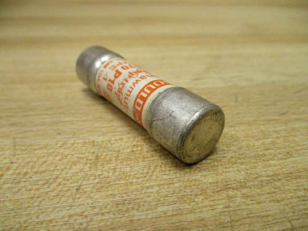 Gould/Shawmut A70P10 Amp-Trap Fuse Tested (Pack of 3)