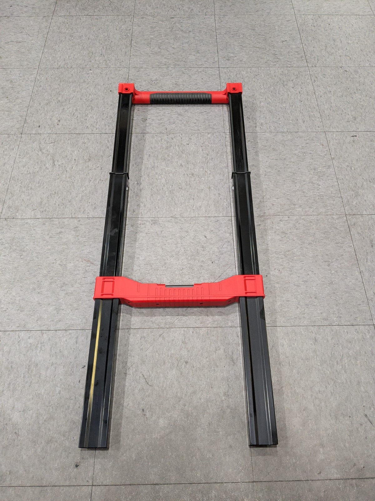 Milwaukee Tool 48-22-8027 Low-Profile Handle For Packout Rolling Tool Box DAMAGE