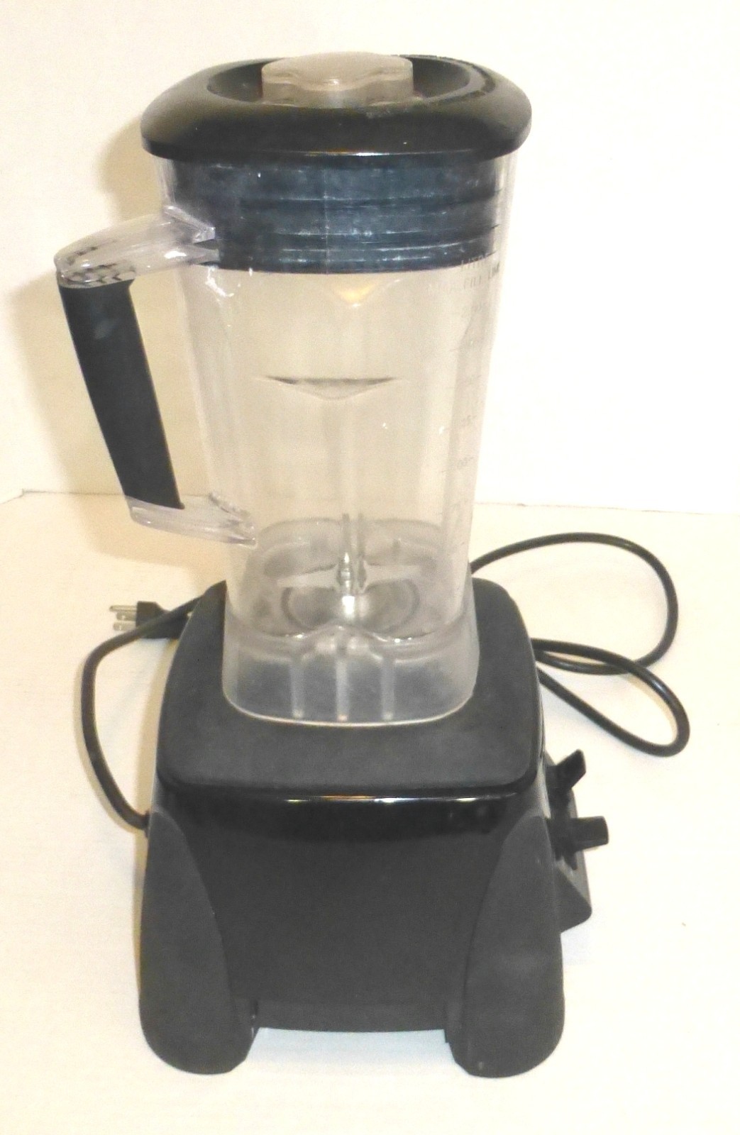 Waring Commercial Xtreme Hi-Power 64oz MX1000R Blender Model: MX1000XT11 READ
