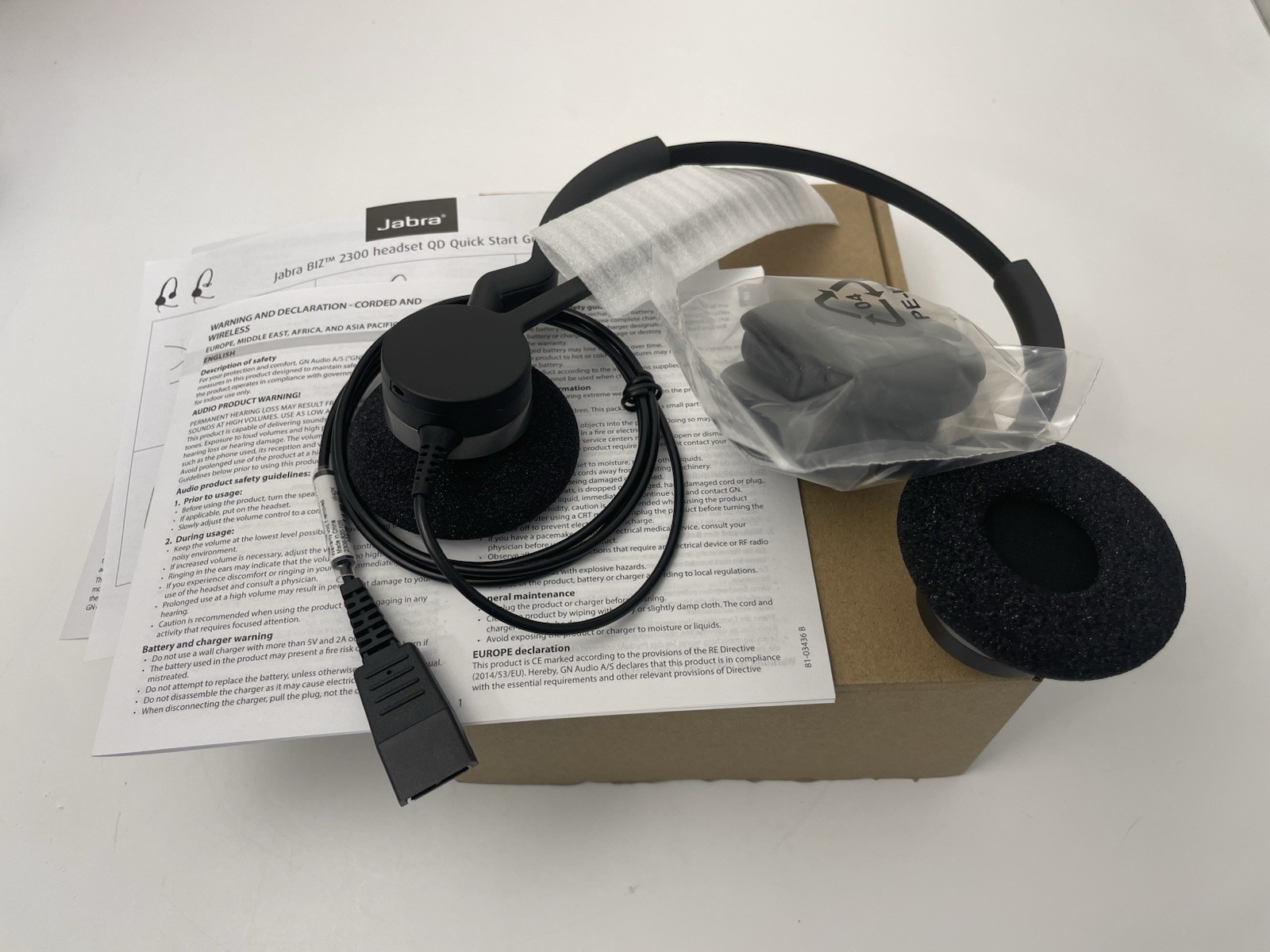 Jabra Biz 2300 Duo Noise Canceling Mic Headeset USB 2309-820-105 New
