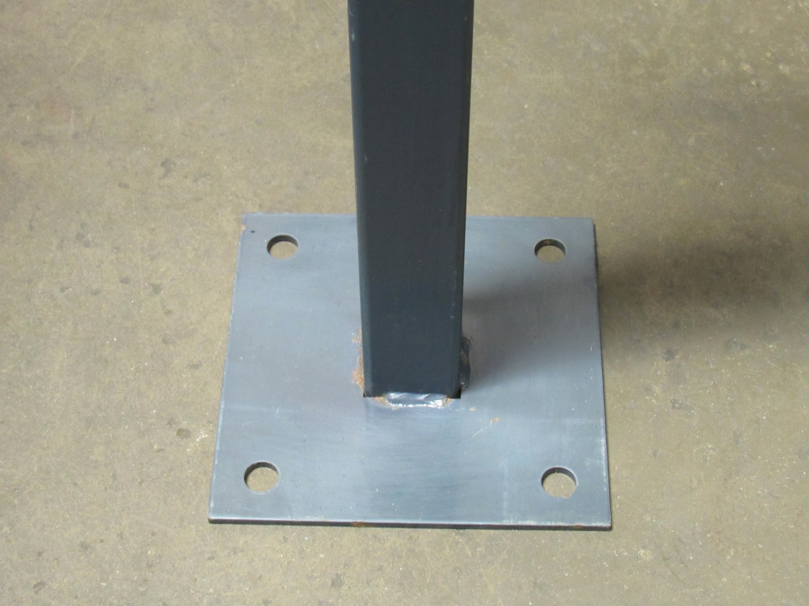 NO NAME 34-3/4″ HEIGHT FLOOR MOUNT PUSH BUTTON CONTROL PEDESTAL STAND