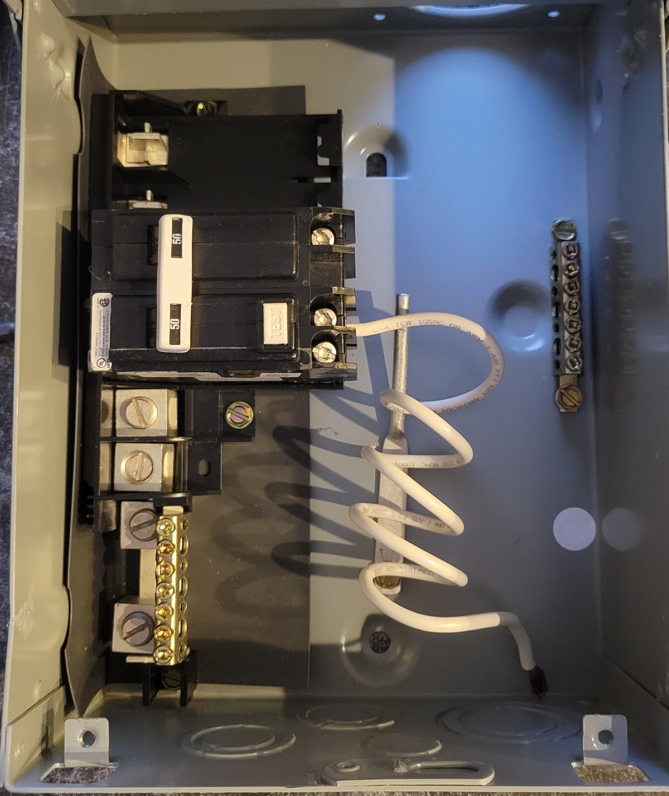 GE thql2150gft Midwest Electric UG412RMW250 50 Amp 240-Volt Spa Panel 120/240V